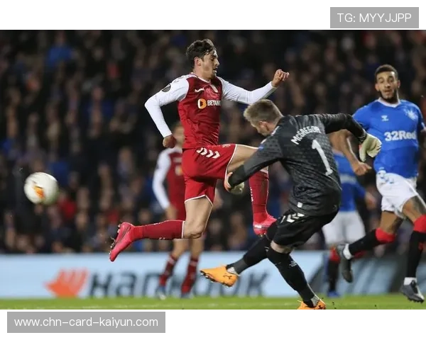 本菲卡速度优势显现：边路连线铸就威胁球