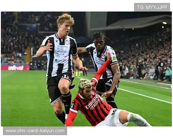 莱奥角球抢点头球破网AC米兰领先